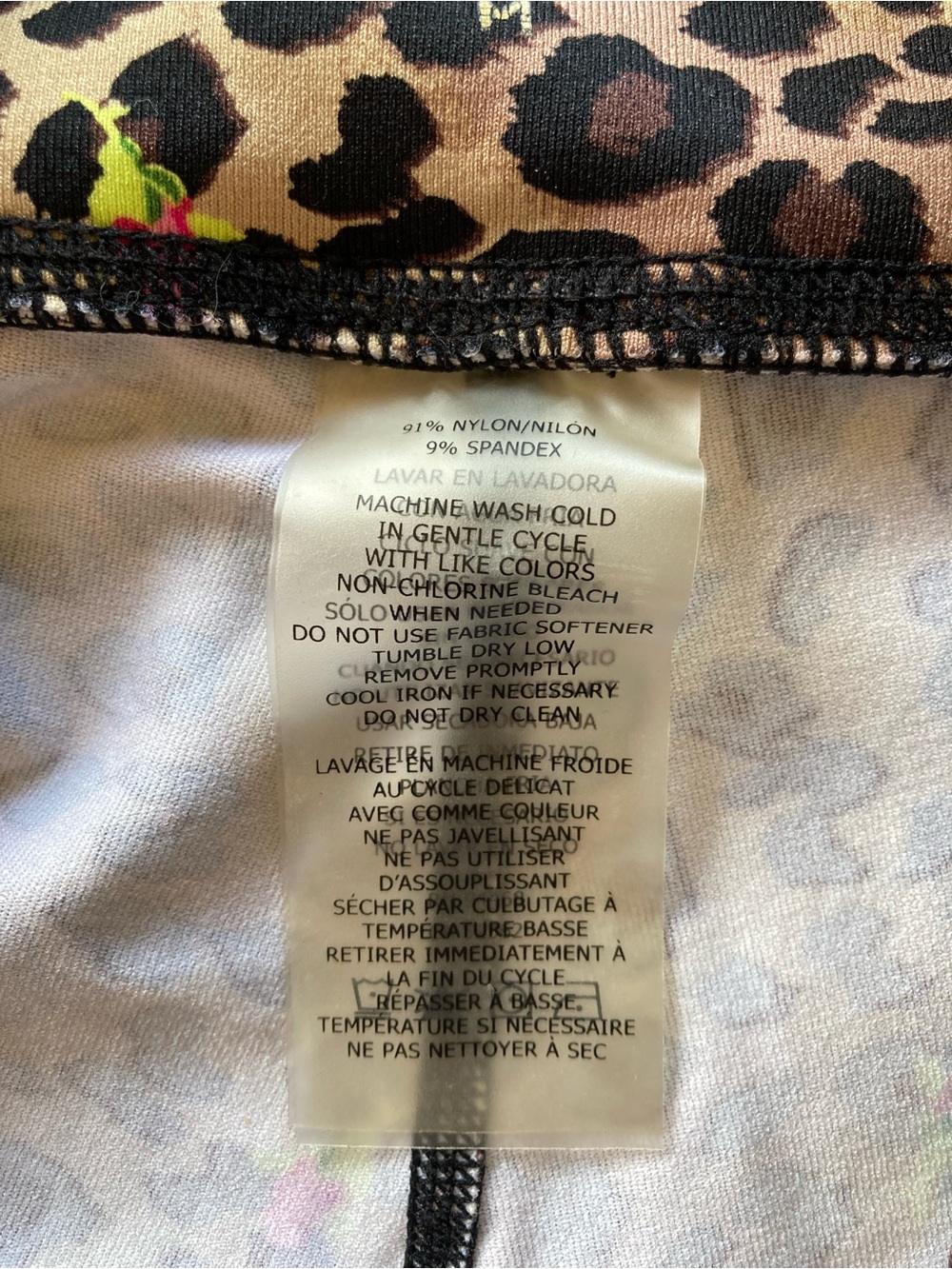 Y2K Betsy Johnson Leopard Animal Print Capri Cropped Leggings - Picture 7 of 10